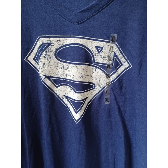 DC COMICS SUPERMAN WOMENS NAVY T-SHIRT SIZE XL NWT KOHLS - Picture 4 of 6